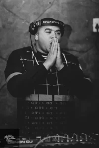 DJ FeezoL – Leka-Kuier Online Radio Mix DJ FeezoL – Leka-Kuier Online Radio Mix